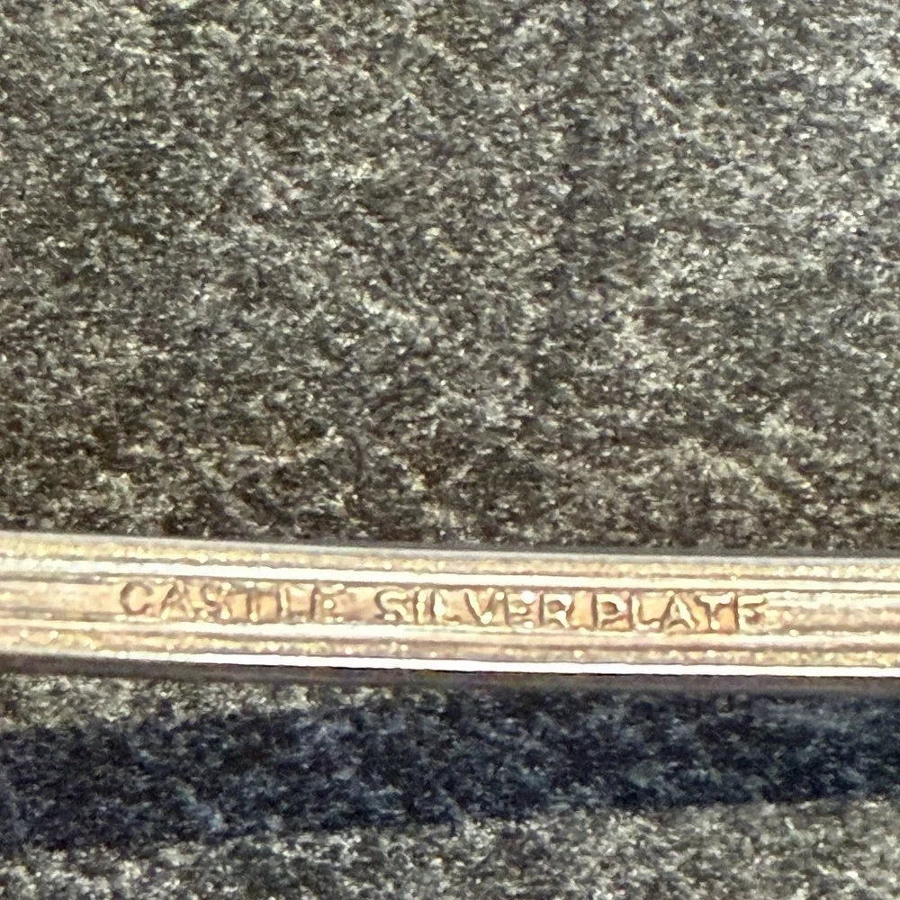 Antique Castle Silver Plate 7.75